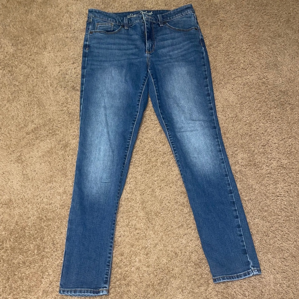 Universal Thread Skinny Jeans